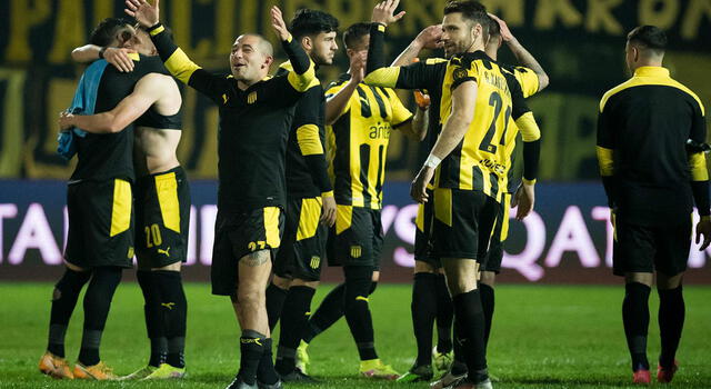 Peñarol venció a Sporting Cristal en la vuelta por Sudamericana. (Foto: Peñarol)   