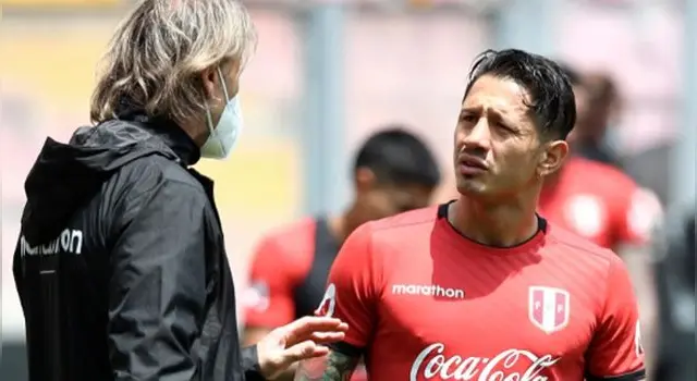 Ricardo Gareca y Gianluca Lapadula