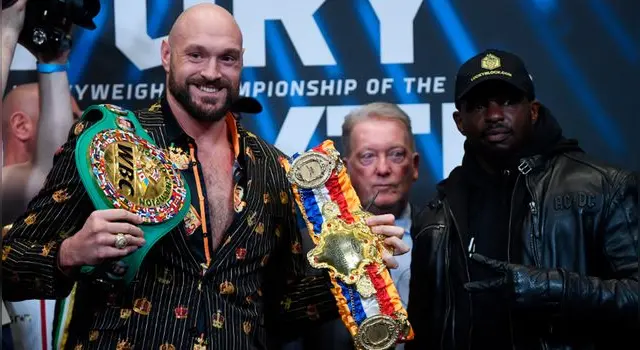 Tyson Fury y Dillian Fury en Wembley, previo a la pelea por el título de pesos pesados