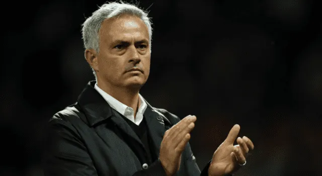  José Mourinho asumió la dirección técnica de AS Roma en 2021. Fuente: Gistestate   