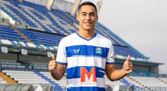  Didier La Torre con camiseta de NK Osijek. Fuente: NK Osijek    