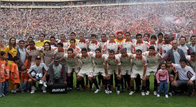 Universitario 2009 Paco bazan