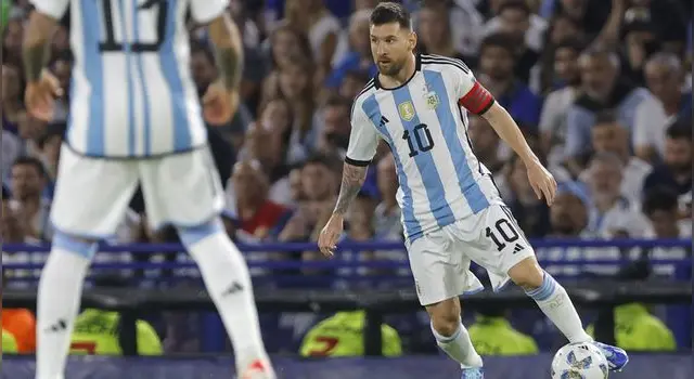 Fue titular contra Uruguay    