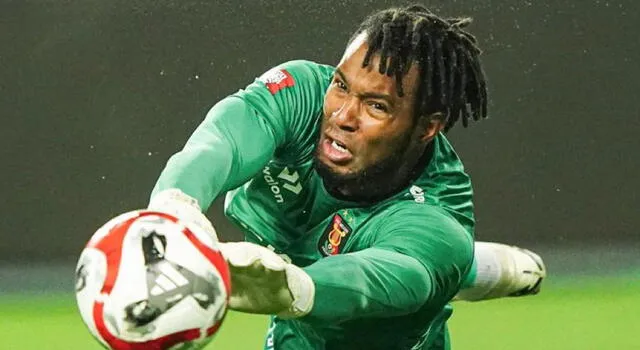 Carlos Cáceda fue titular en la era Jorge Fossati solo una vez. Carlos Cáceda fue titular en la era Jorge Fossati solo una vez.