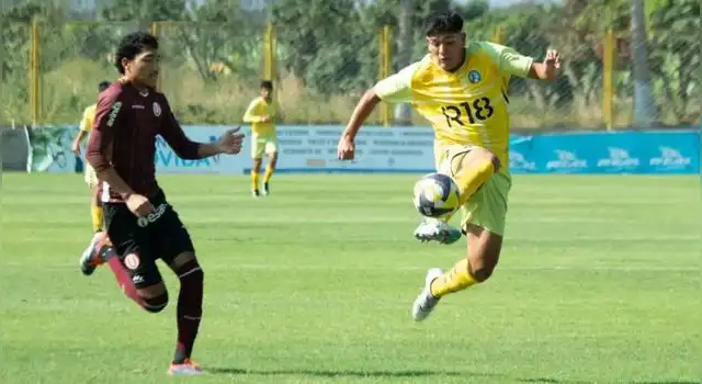 universitario vs juan pablo ii