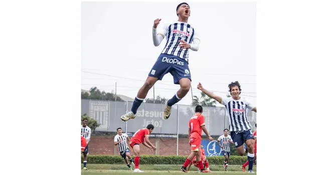 Piero Cari es una de las jóvenes promesas de Alianza Lima   