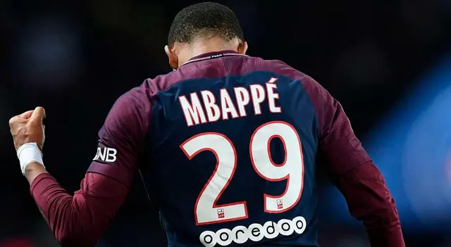 Mbappé con el dorsal '29' en el PSG   