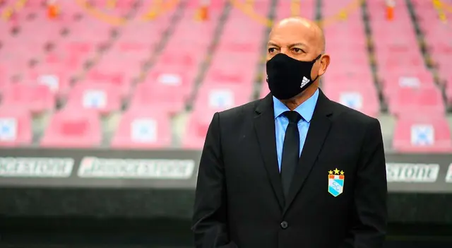 Roberto Mosquera, DT Cristal. (Copa Libertadores)