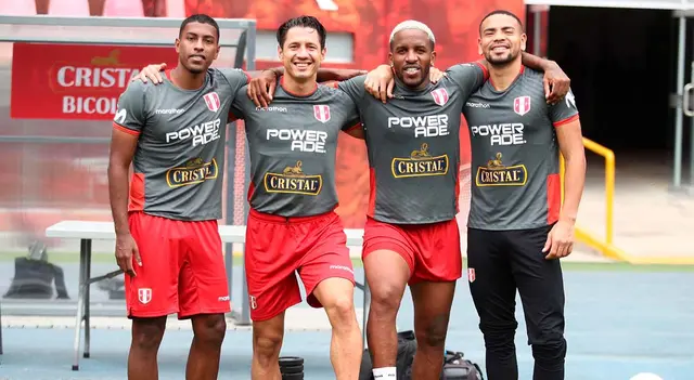 Araujjo, Lapadula, Trauco y Callens en el Nacional.   