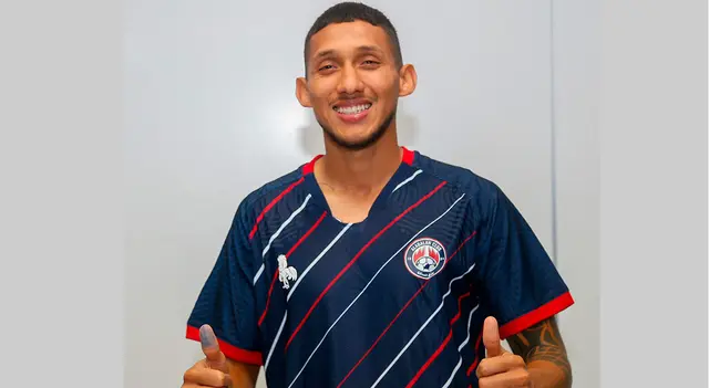 Christofer Gonzales en su nuevo equipo árabe