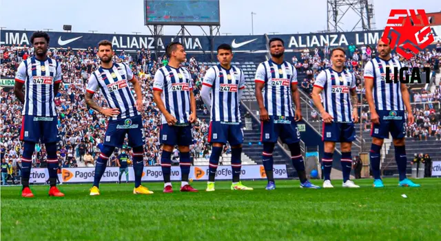 Alianza Lima y su plantel en el 2022 Alianza Lima y su plantel en el 2022
