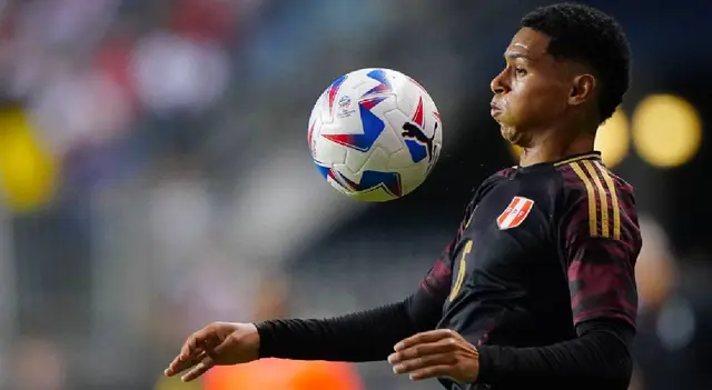 Marco López debutó con Perú el 2018   
