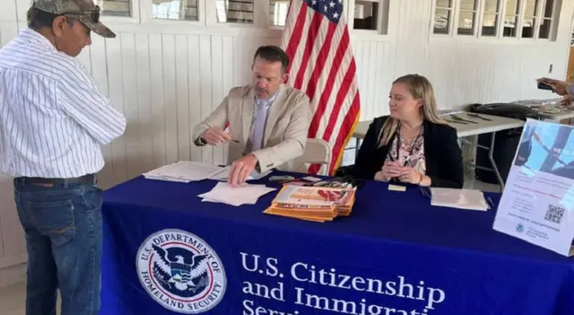 USCIS Formulario I-131 USCIS Formulario I-131