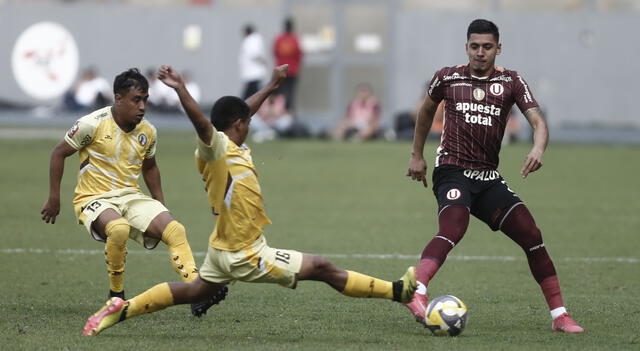 Universitario vs Juan Pablo II Universitario vs Juan Pablo II