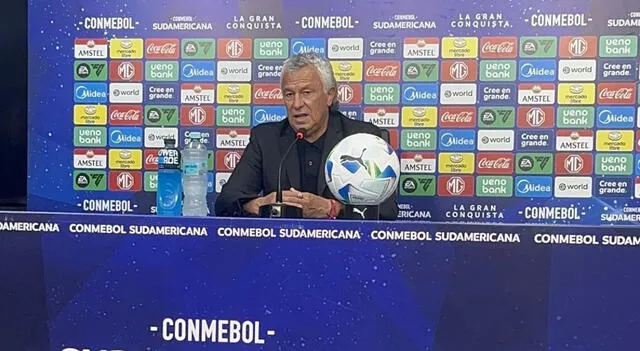 Néstor Gorosito usó la conferencia de prensa después del partido contra U. de Chile para hablar de su sanción de 6 fechas. Néstor Gorosito usó la conferencia de prensa después del partido contra U. de Chile para hablar de su sanción de 6 fechas.