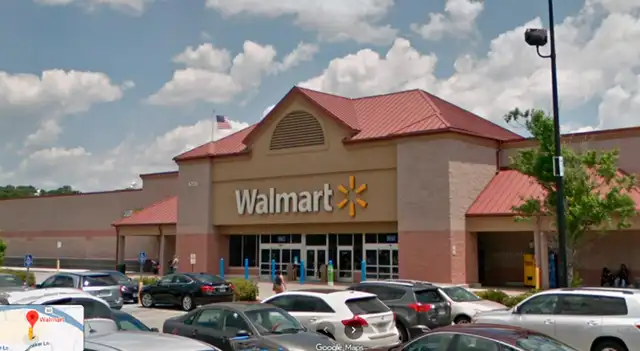 Walmart de Georgia: joven patea carrito de compras y luego pierde la vida tras ser acribillado.    Walmart de Georgia: joven patea carrito de compras y luego pierde la vida tras ser acribillado.
