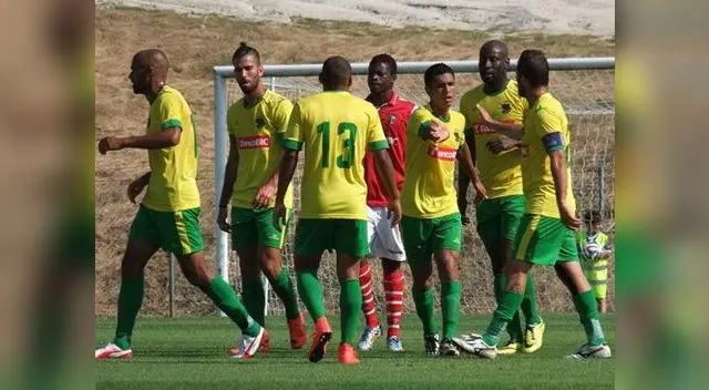 Paolo Hurtado marcó el primer gol de su equipo a los 19 minutos 