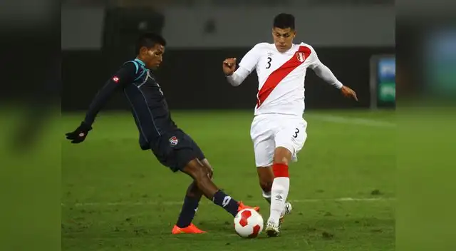 Perú vs. Panamá: Hansel Riojas no defraudó en la zaga bicolor.