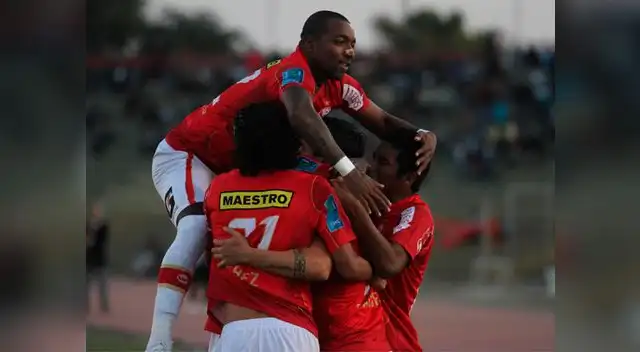 Juan Aurich vs. Universitario: el 'Ciclón' celebra el título del Apertura. Juan Aurich vs. Universitario: el 'Ciclón' celebra el título del Apertura.
