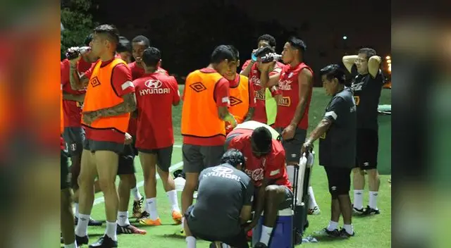 Selección Peruana: Carlos Ascues es atendido para superar su lesión