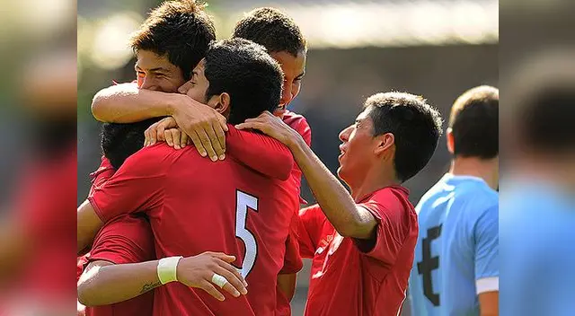 Selección peruana celebra gol de Sandoval. Selección peruana celebra gol de Sandoval.
