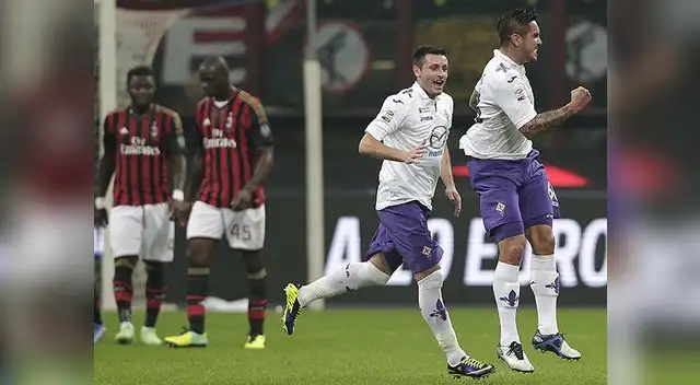 Juan Vargas celebra su golazo al AC Milán en el 2013. El Loco poco a poco recupera su mejor versión.