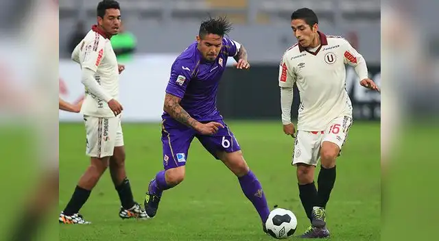 Juan Vargas enfrentando al equipo de sus amores con la Fiorentina en la Copa Euroamericana 2014.