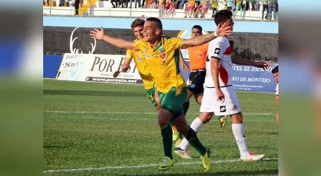 El mediapunta argentino Luis Acuña destaca en el Merida de México. El mediapunta argentino Luis Acuña destaca en el Merida de México.