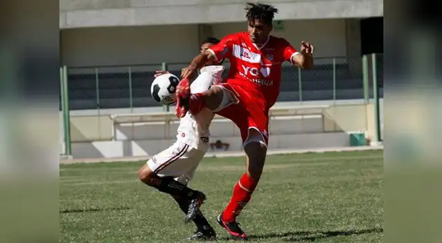 UTC vs. San Simón: Ambos elencos buscan salir de incomoda posición en la tabla.