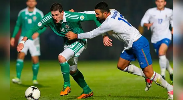 Kyle Lafferty: El delantero de Irlanda del Norte lleva anotados tres "pepas" Kyle Lafferty: El delantero de Irlanda del Norte lleva anotados tres "pepas"