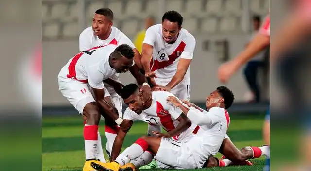 Perú vs. Paraguay: Bicolor ganó con doblete de Carlos Ascues Perú vs. Paraguay: Bicolor ganó con doblete de Carlos Ascues
