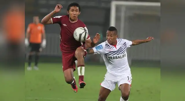 Christofer Gonzales listo para pasear su fútbol en el extranjero.
