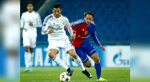 Basilea vs. Real Madrid: Cristiano Ronaldo lucha por el balón. Basilea vs. Real Madrid: Cristiano Ronaldo lucha por el balón.