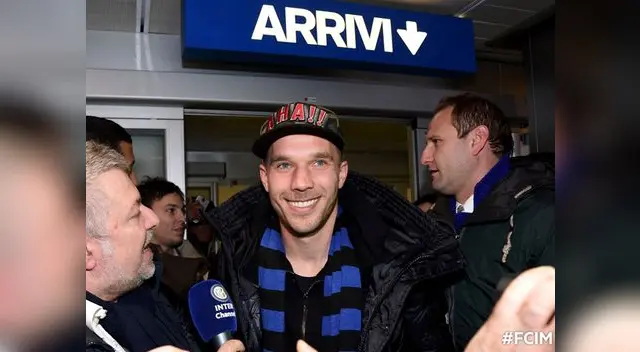 Podolski es es "nerazzurro" Podolski es es "nerazzurro"