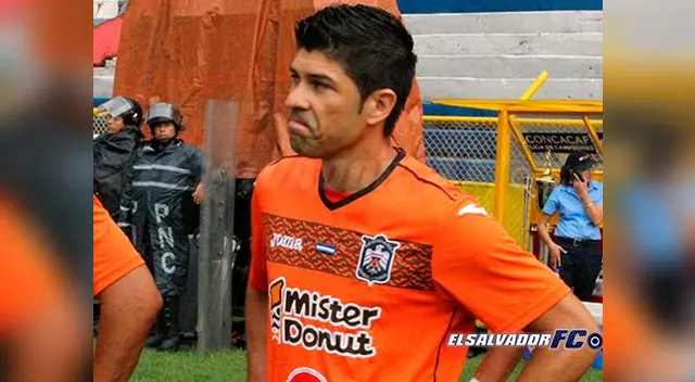 Ronaille Calheira debutó con gol con el Águila justo ante el Isidro Metapán en el Apertura 2014. Ronaille Calheira debutó con gol con el Águila justo ante el Isidro Metapán en el Apertura 2014.