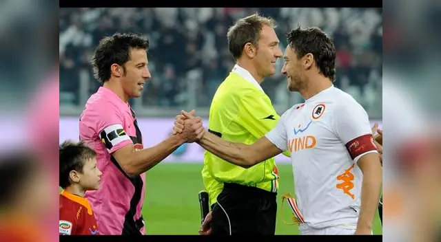 Alessandro del Piero y Francesco Totti, delanteros históricos de la Juventus y AS Roma. Alessandro del Piero y Francesco Totti, delanteros históricos de la Juventus y AS Roma.