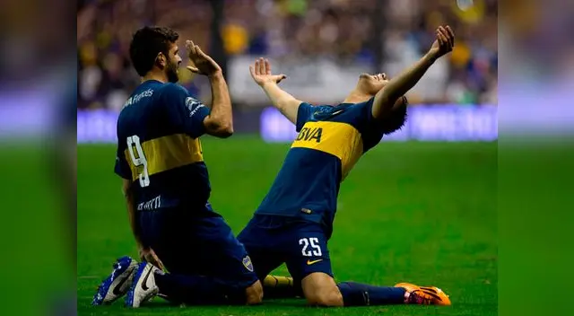 Boca Juniors vs. River Plate: Tras un fuerte disparo, Franco Cristaldo anotó el primer gol del partido. Boca Juniors vs. River Plate: Tras un fuerte disparo, Franco Cristaldo anotó el primer gol del partido.