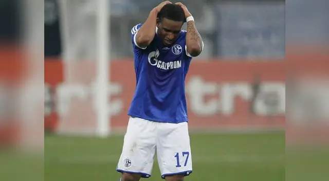 Jefferson Farfán juega en el Schalke 04 desde la temporada 2008-09. Jefferson Farfán juega en el Schalke 04 desde la temporada 2008-09.