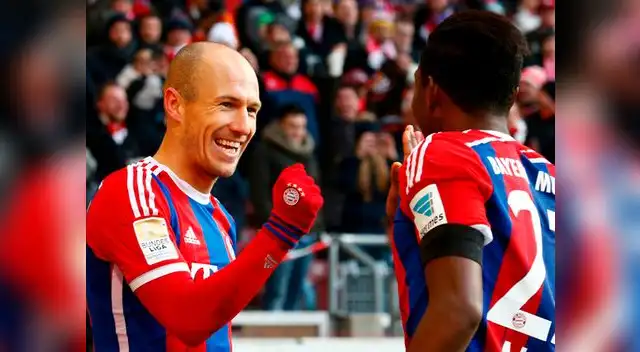 Bayern Múnich: Robben y Alaba celebran el triunfo de 2-0 por la Bundesliga. Bayern Múnich: Robben y Alaba celebran el triunfo de 2-0 por la Bundesliga.