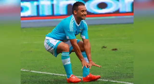 César Pereyra tuvo un debut oficial inmejorable con Cristal: un triplete a Municipal en el Nacional.