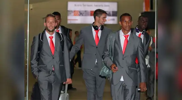 Juan Aurich vs. Tigres: Así lucieron jugadores de 'Ciclón' a su llegada al estadio Universitario de Nuevo León Juan Aurich vs. Tigres: Así lucieron jugadores de 'Ciclón' a su llegada al estadio Universitario de Nuevo León