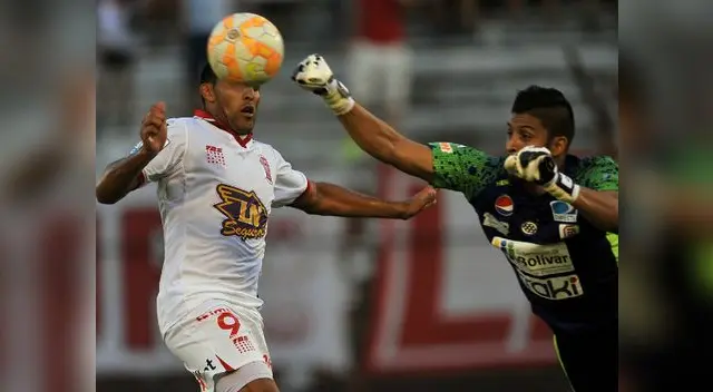 Huracán y Mineros de Venezuela igualaron 2-2 en Argentina por el Grupo 3. Huracán y Mineros de Venezuela igualaron 2-2 en Argentina por el Grupo 3.