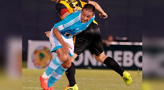 Sporting cristal: César 'Picante' Pereyra no jugará ante Táchira por lesión