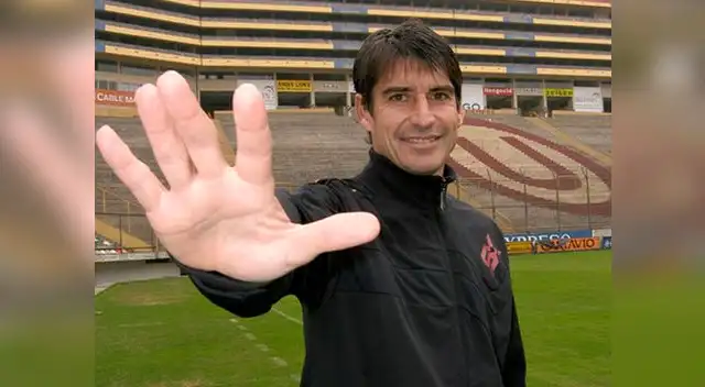 Universitario: Óscar Ibáñez y su despedida tras dejar de ser DT de 'cremas' Universitario: Óscar Ibáñez y su despedida tras dejar de ser DT de 'cremas'