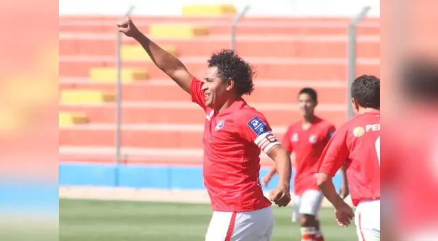 Santiago Acasiete jugaría en el Comerciantes Unidos de la Segunda División Santiago Acasiete jugaría en el Comerciantes Unidos de la Segunda División