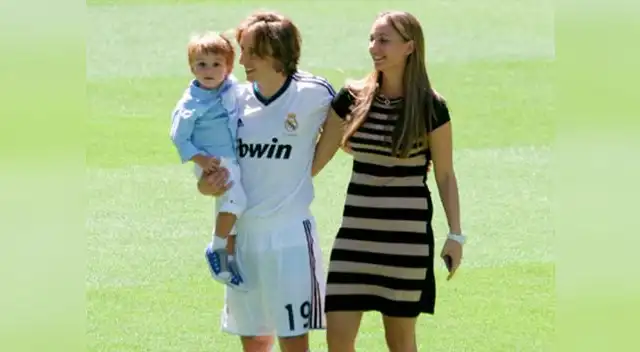Real Madrid: la esposa de Modric, la hermosa Vanja Bosnic no se sentiría cómoda en España.