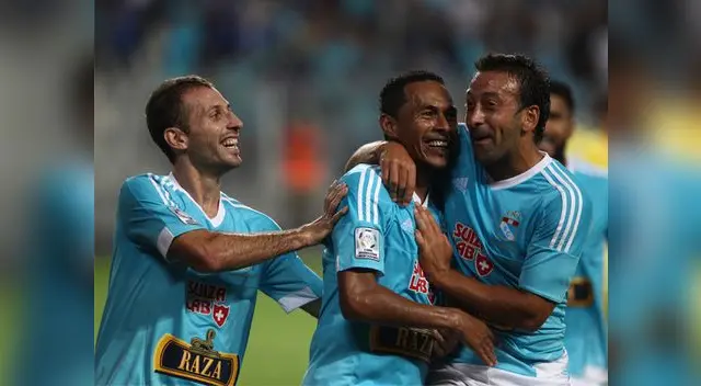 Sporting Cristal vs. Racing: Celestes empatan 0-0- con 'La Academia' por la Copa Libertadores Sporting Cristal vs. Racing: Celestes empatan 0-0- con 'La Academia' por la Copa Libertadores