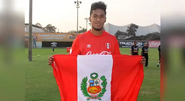 Renato Tapia juega en el Twente desde mediados del 2013.