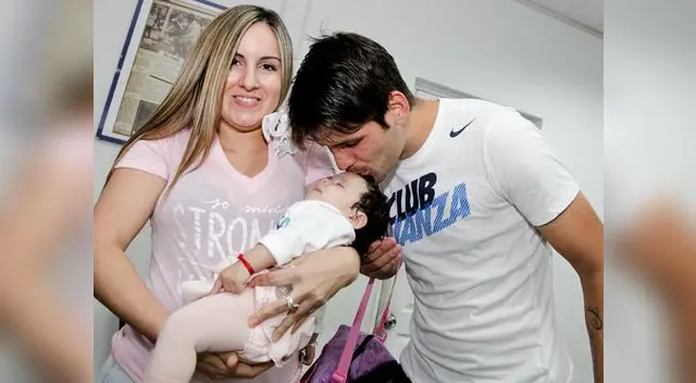 Alianza Lima: Marcos Miers celebró junto a su esposa e hija su primer gol ante San Martín Alianza Lima: Marcos Miers celebró junto a su esposa e hija su primer gol ante San Martín