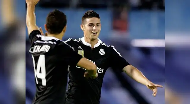 Real Madrid vs. Celta de Vigo: James Rodríguez celebra su golazo con Chicharito.